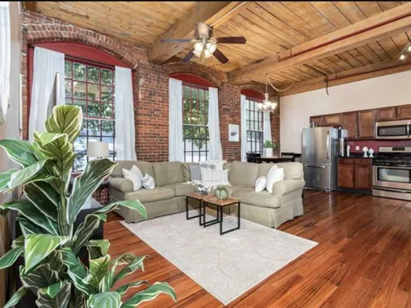 471 Silver Street #108, Manchester, NH 03103