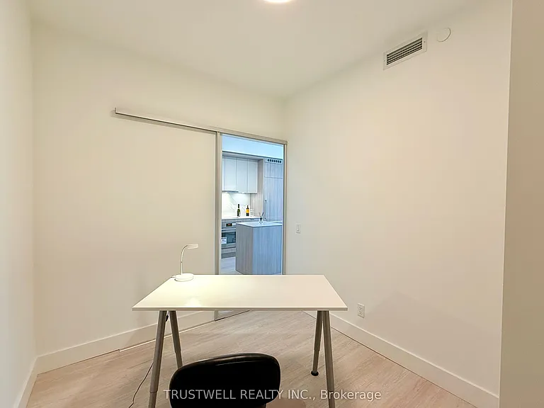 6 Greenbriar Rd #503 — Photo 13