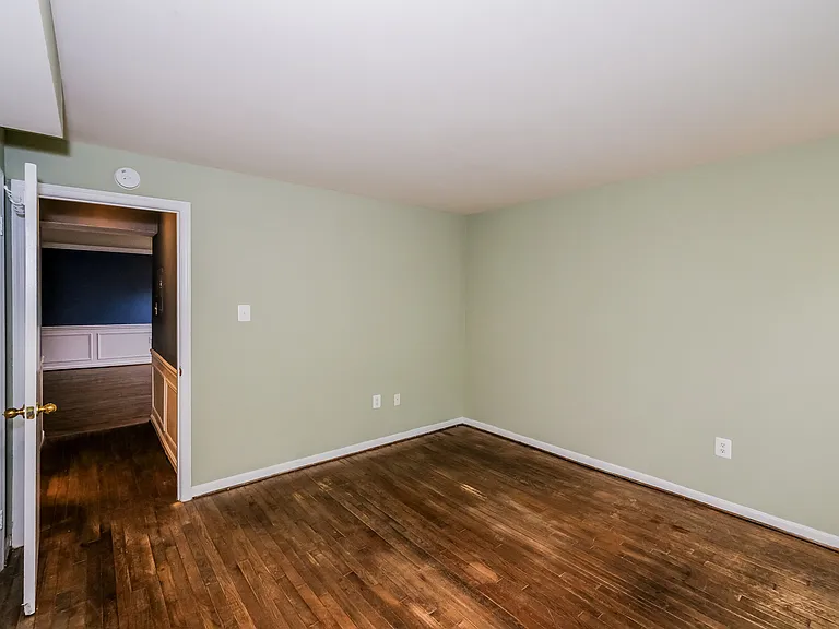 730 7th St SE #24 — Photo 10