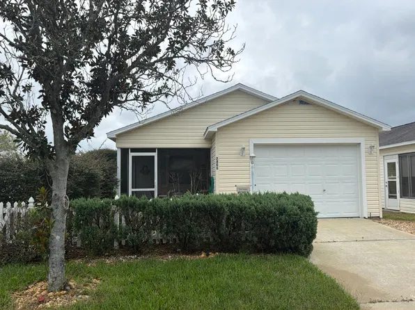 2806 Barboza Dr, The Villages, FL 32162