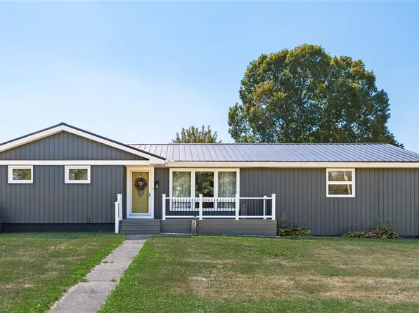 1130 Helene Dr, Zanesville, OH 43701