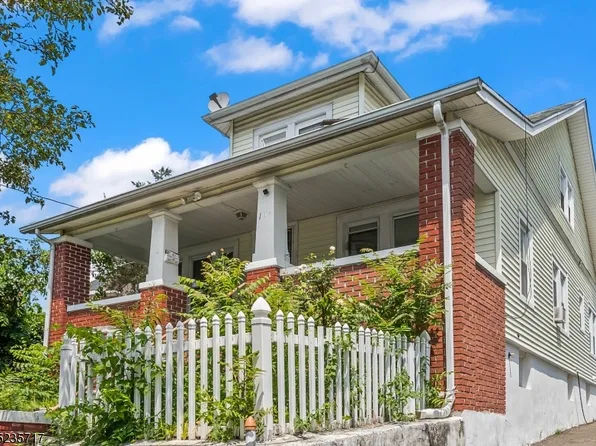 104 Coral St, Paterson City, NJ 07522