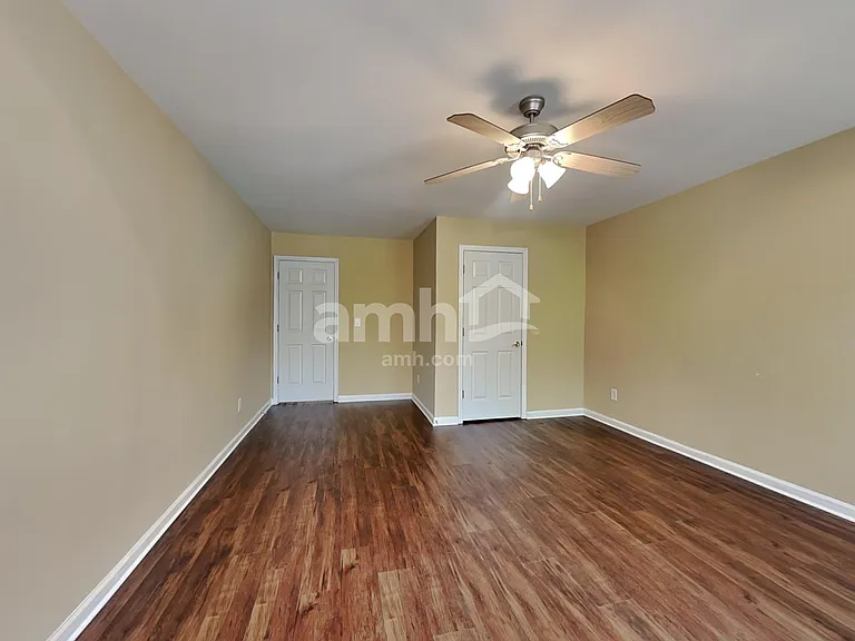 2737 Autumn Bluff Way — Photo 14