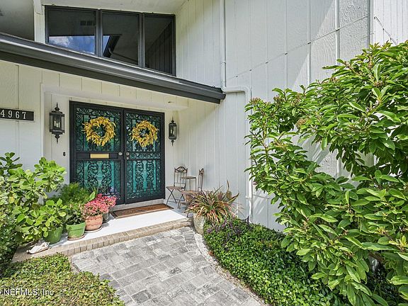 3rd image of 4967 EMPIRE Avenue