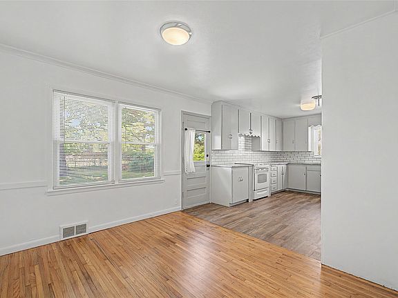 5th image of 5450 S Boston Ave