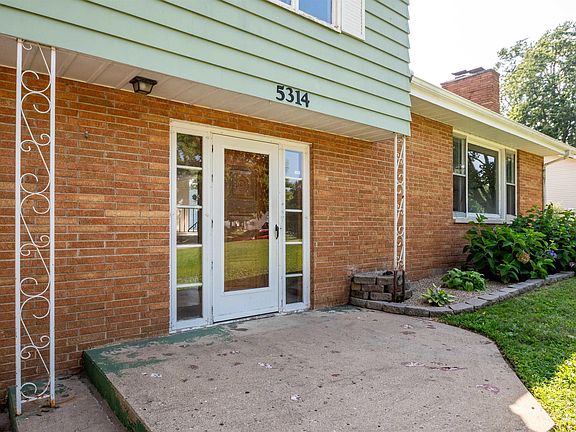 4th image of 5314 E Cambron Ave