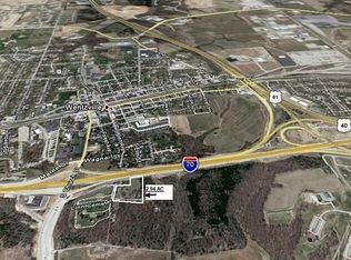 1010 S Linn Ave, Wentzville, MO 63385