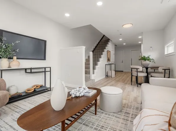 602 Canterbury St #U9, Roslindale, MA 02131