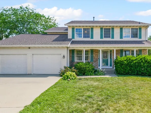 409 Northridge Dr, Mahomet, IL 61853