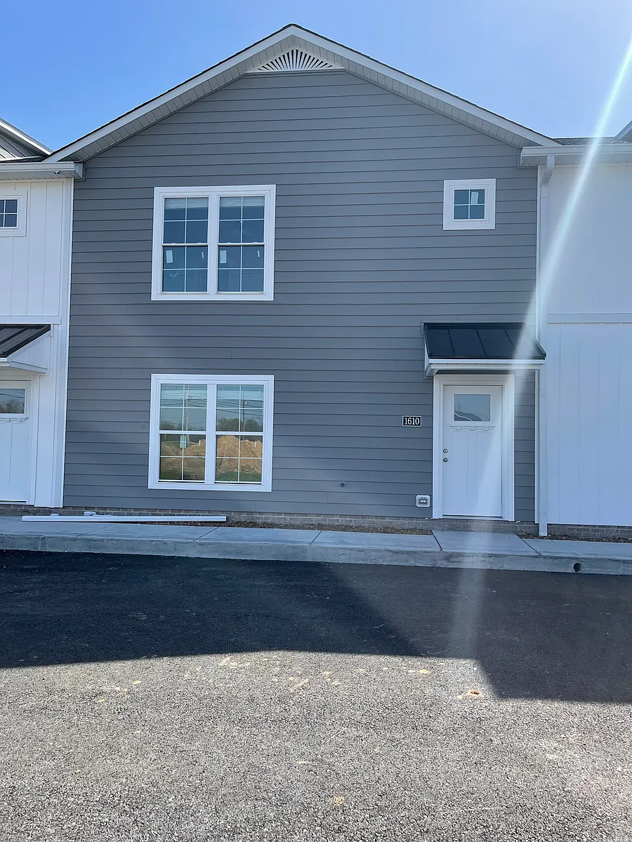 Building Photo - 1602 Ridgewest Dr #1602