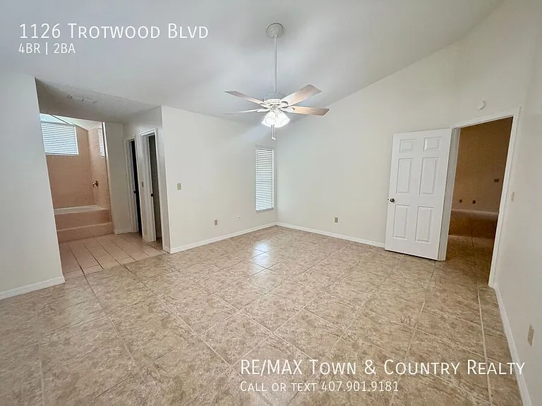 1126 Trotwood Blvd — Photo 5