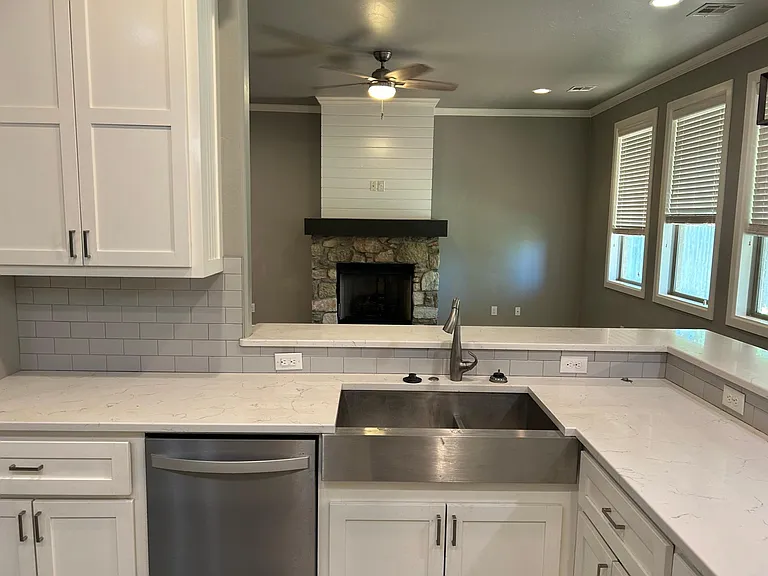 14640 Rochefort Ln — Photo 11
