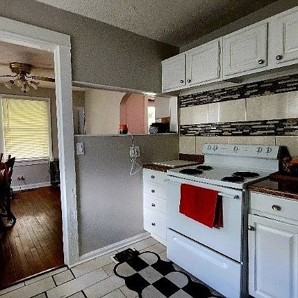 5th image of 809 Dennison Ave