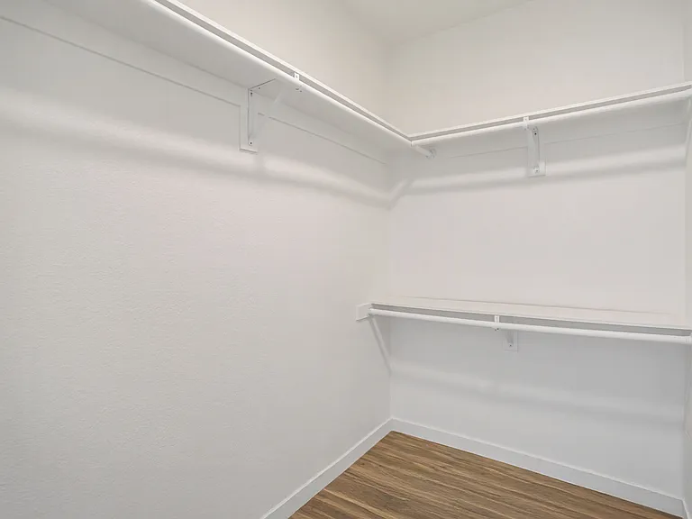 10823 Hortense St — Photo 11