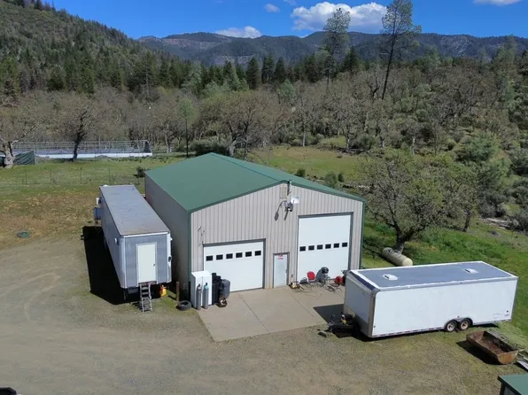 351 Frog Pond Ln, Hayfork, CA 96041