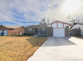 11628 E 27th St, Tulsa, OK 74129