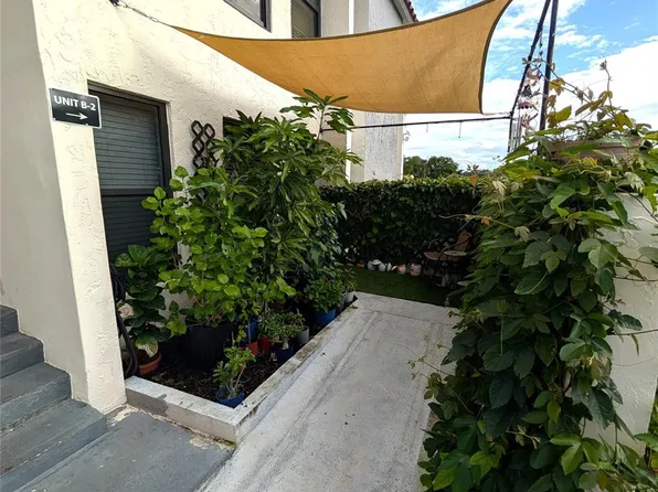 3155 Coral Hills Drive #B2, Coral Springs, FL 33065