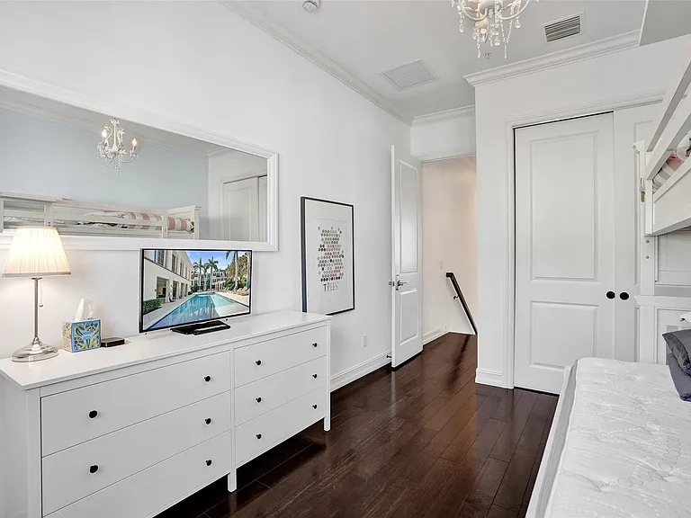 381 E Cannery Row Cir — Photo 27