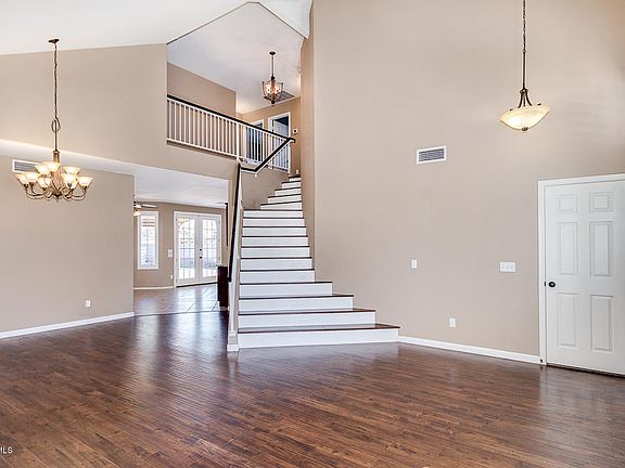 5th image of 5412 W Elgin St