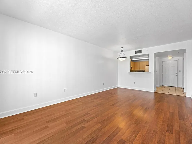 50 Menores Ave #805 — Photo 15