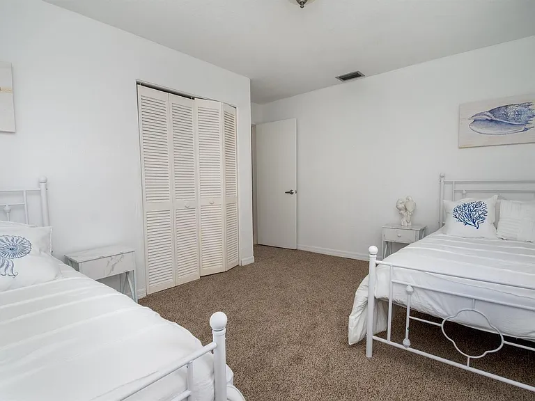 2504 Hibiscus Dr — Photo 20