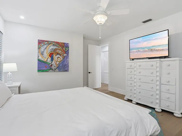 11180 Isle Brook Ct — Photo 30