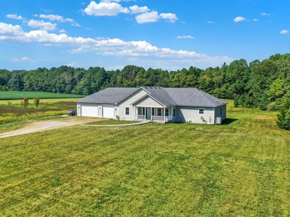 8302 W Lewisville Rd, Paragon, IN 46166