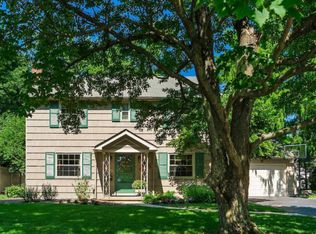 3375 Somerford Rd, Columbus, OH 43221