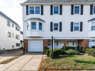 1822 215th St, Bayside, NY
