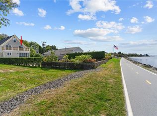 825 Hope St, Bristol, RI 02809