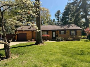 2959 Meadowwood St NW, Massillon, OH 44646