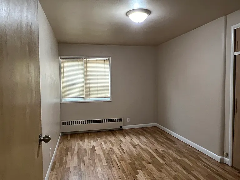5243 22nd Ave NE #1 — Photo 5