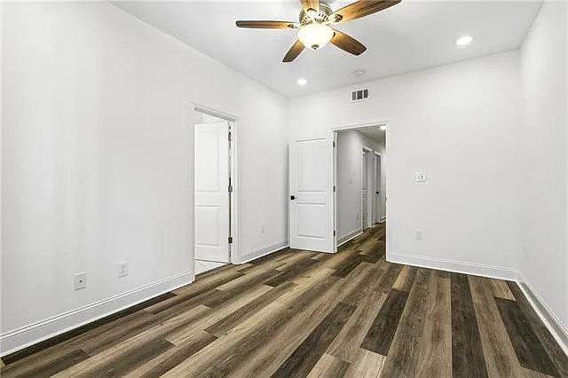 2033 Conti St — Photo 14