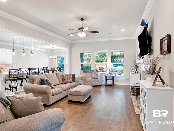 5th image of 30665 Drayton Ct