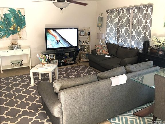 3rd image of 25856 Iris Ave Unit C