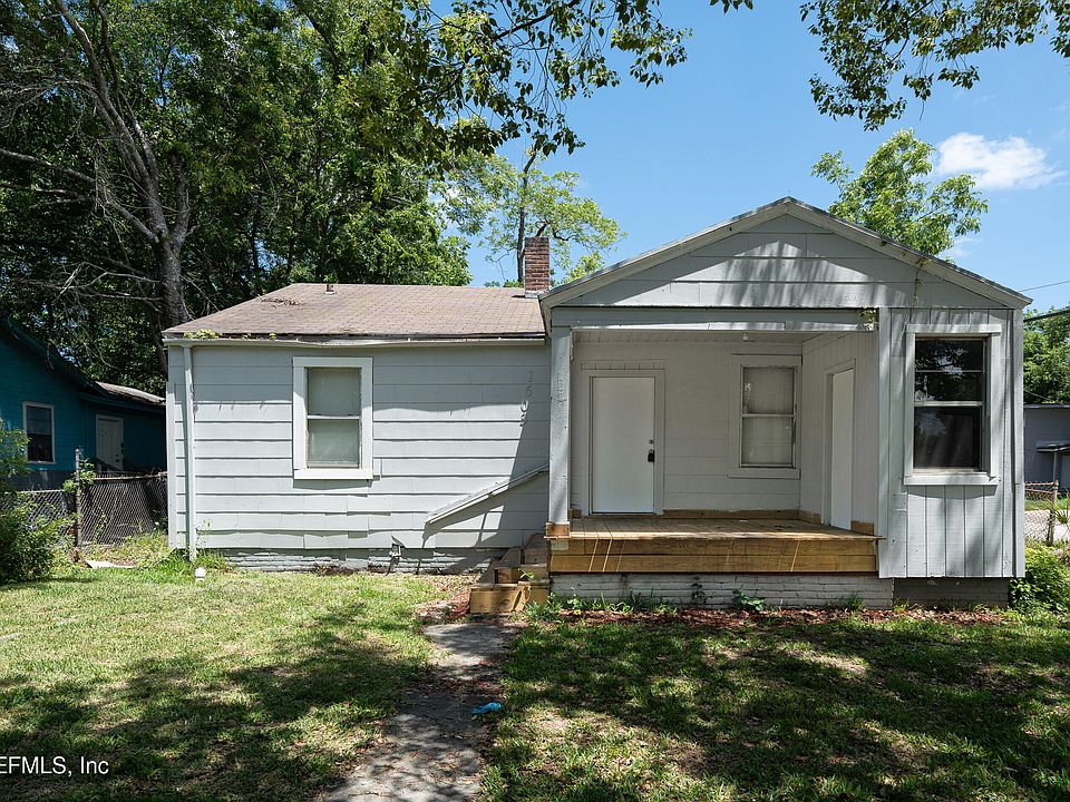 1st image of 1603 W 14TH Street