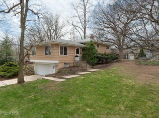 1307 Blanchard St, Downers Grove, IL 60516