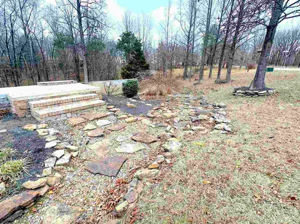 509 Logan Run Rd, Murphysboro, IL 62966