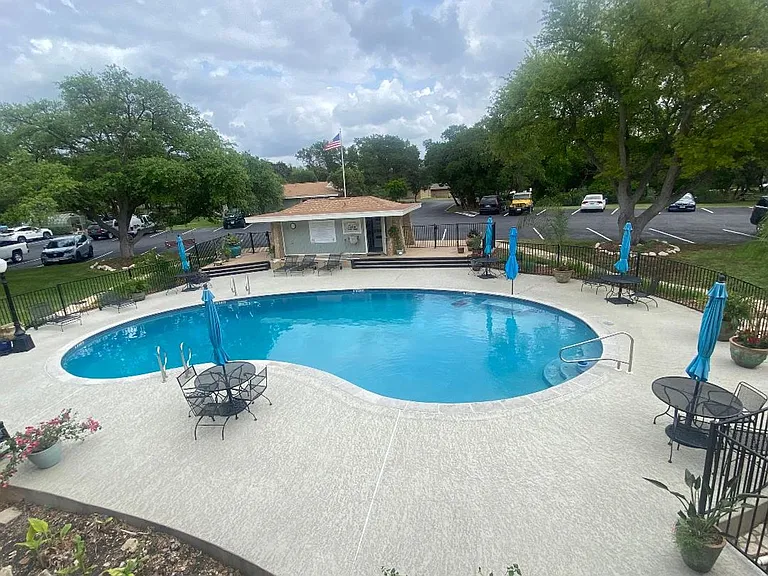 2 Cliffhouse Dr #110 — Photo 5