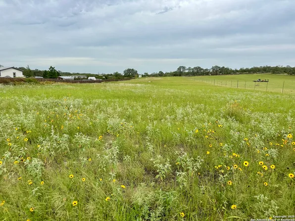 5029 Fm 2504 LOT 4, Poteet, TX 78065