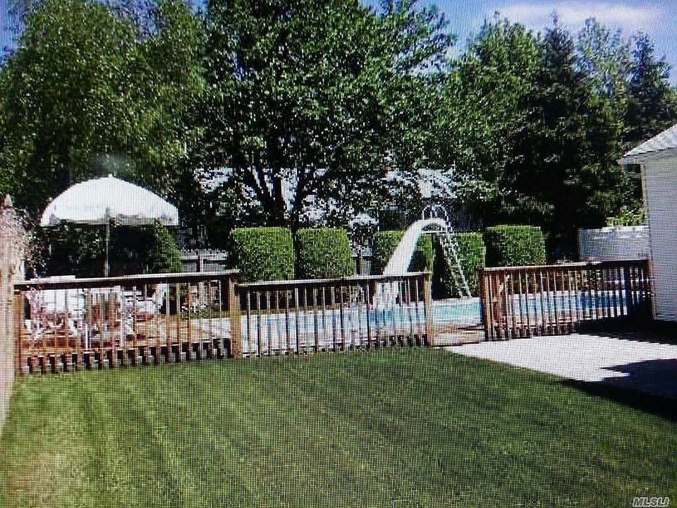 2nd image of 97 Bacon Ln