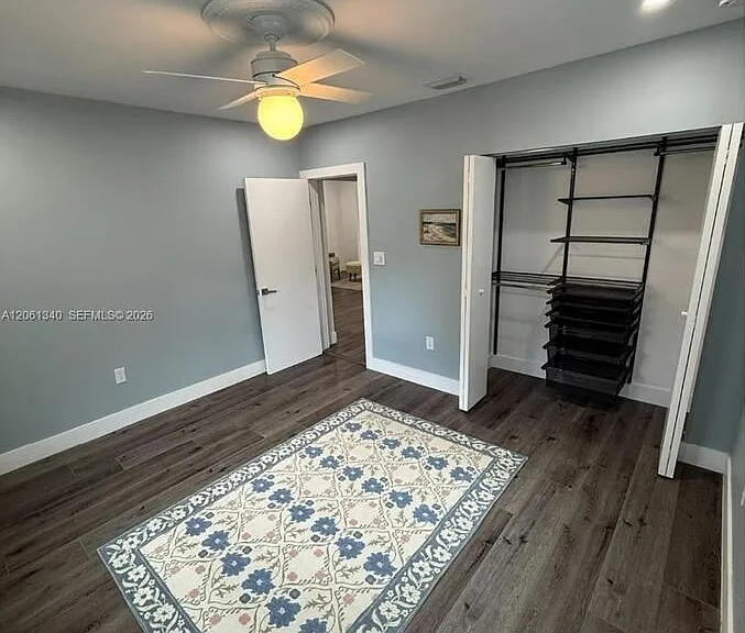 1950 SW 13th St — Photo 15