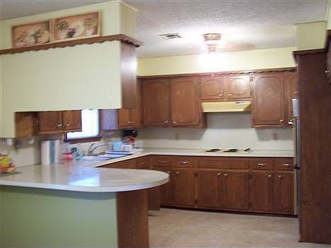 3rd image of 41060 S County Road 4490