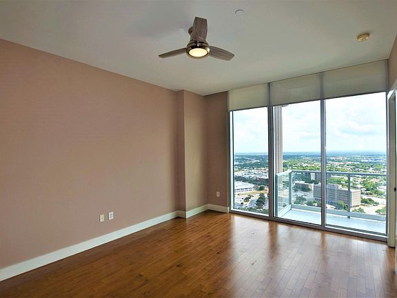 5th image of 610 E Market St Unit 3113