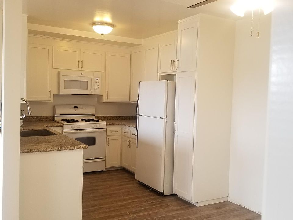 1st image of 1327 12th St #4