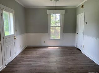 316 N Government St, Lincolnton, NC 28092