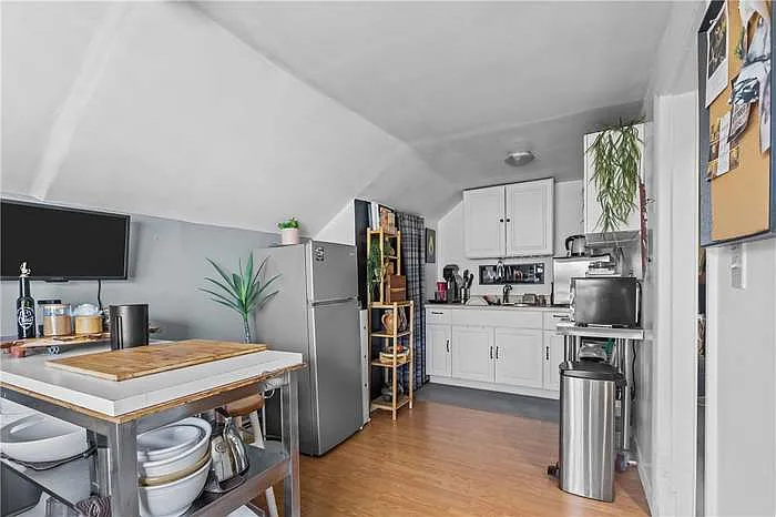 Building Photo - 17 Boutwell St #3