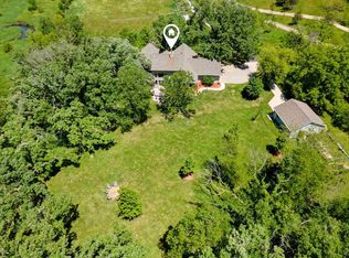 1210 Marion Airport Rd, Marion, IA 52302