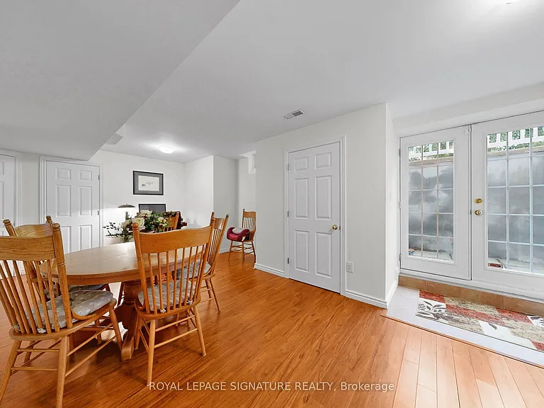 1590 Hallstone Rd — Photo 38