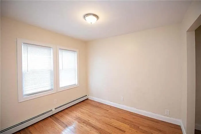 652 Dyer Ave #2 — Photo 5